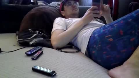 Snapshot of gratiotony chatting on May 10, 7:41 pm Get US to 1000 you wont be disapointed online show from May 10, 7:41 pm