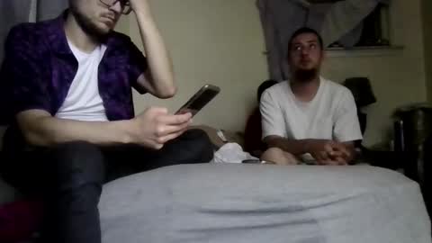 Snapshot of gratiotony chatting on June 7, 5:00 am Get US to 1000 you wont be disapointed online show from June 7, 5:00 am