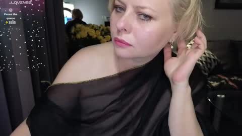 Ray online show from February 19, 9:39 am