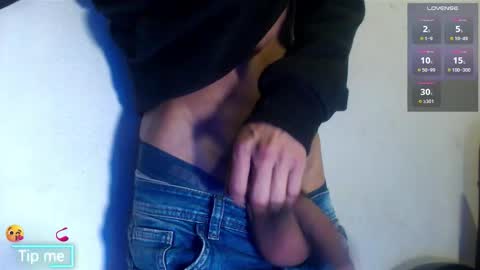 Snapshot of grayhorny chatting on December 5, 7:17 am Gray online show from December 5, 7:17 am