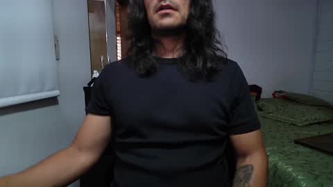 Snapshot of grayrosty chatting on January 8, 10:27 pm grayrosty online show from January 8, 10:27 pm