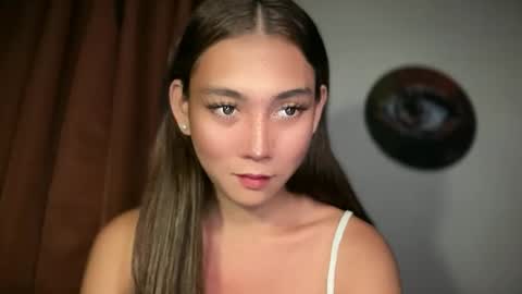 kianna online show from May 2, 3:17 pm