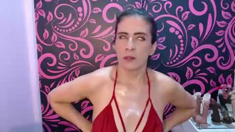 Isabella online show from July 28, 4:39 pm