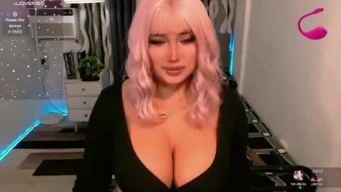PAULATHEONE online show from July 22, 2:42 pm