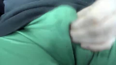 Snapshot of greatjunes chatting on December 8, 1:47 pm gr8head online show from December 8, 1:47 pm