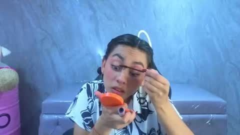Snapshot of grecia_soler_a chatting on June 16, 12:52 pm Grecia online show from June 16, 12:52 pm