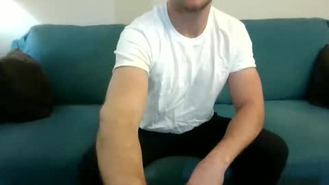 Snapshot of green821821 chatting on October 26, 3:51 pm green821821 online show from October 26, 3:51 pm