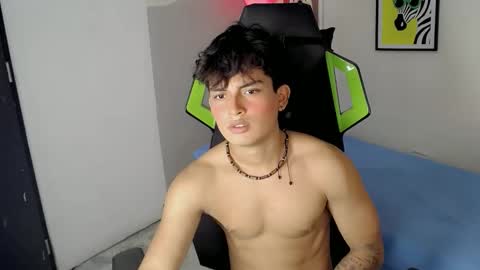 Snapshot of green_xox chatting on November 29, 9:51 pm GREEN online show from November 29, 9:51 pm