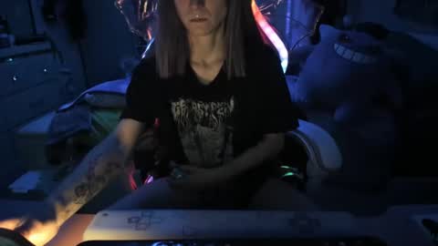 GreenEyedLovexo online show from January 7, 5:33 am