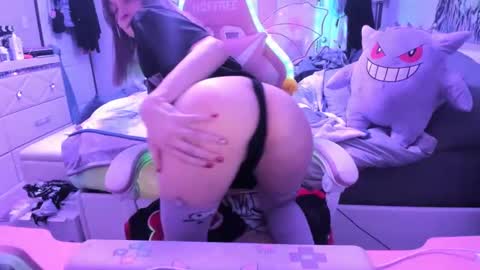 GreenEyedLovexo online show from January 15, 9:41 pm
