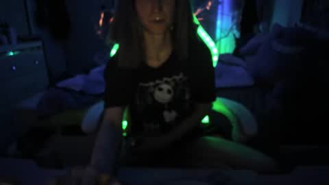 GreenEyedLovexo online show from January 18, 5:31 am