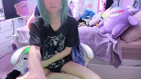 GreenEyedLovexo online show from April 27, 9:35 pm