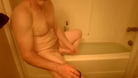 Snapshot of greenrooster1 chatting on September 13, 7:19 am greenrooster1 online show from September 13, 7:19 am