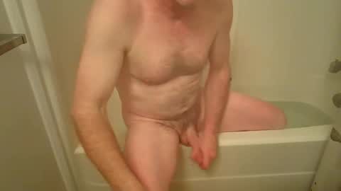 Snapshot of greenrooster1 chatting on September 21, 8:27 am greenrooster1 online show from September 21, 8:27 am