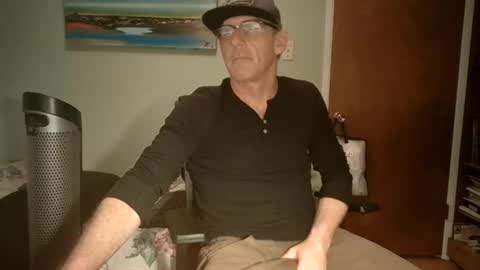 Snapshot of greenrooster1 chatting on September 29, 9:14 am greenrooster1 online show from September 29, 9:14 am