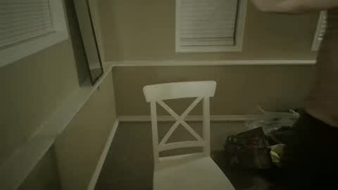 Snapshot of greenrooster1 chatting on October 8, 10:24 am greenrooster1 online show from October 8, 10:24 am