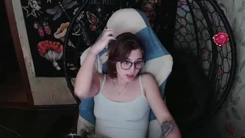 Lina online show from May 4, 12:45 pm