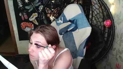 Lina online show from June 6, 1:05 pm