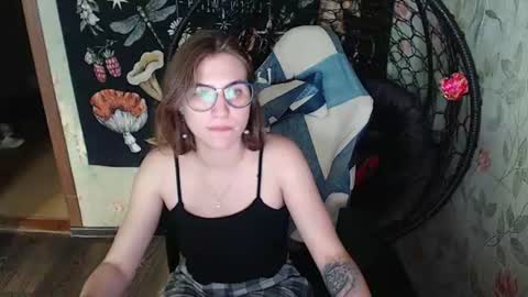 Lina online show from June 16, 11:02 am