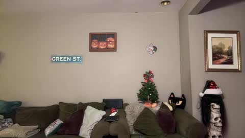 SexQueen Nikki online show from December 23, 6:11 am