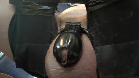 Snapshot of gregbball1 chatting on July 28, 10:20 pm electrogee1 online show from July 28, 10:20 pm