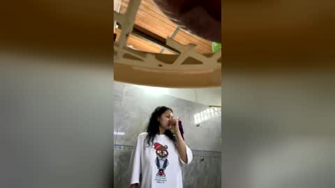 Snapshot of gregflower chatting on July 29, 12:47 pm gregflower online show from July 29, 12:47 pm
