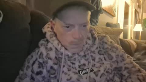 Snapshot of greggrr chatting on February 19, 3:57 am first time doing this online show from February 19, 3:57 am