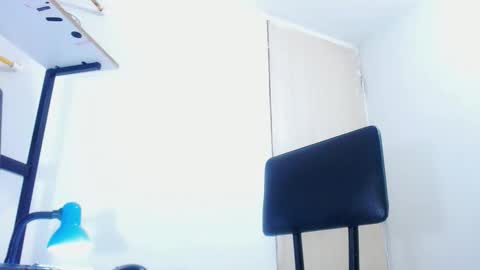 Snapshot of gregory_hardxx chatting on December 3, 1:24 am GREGORY online show from December 3, 1:24 am