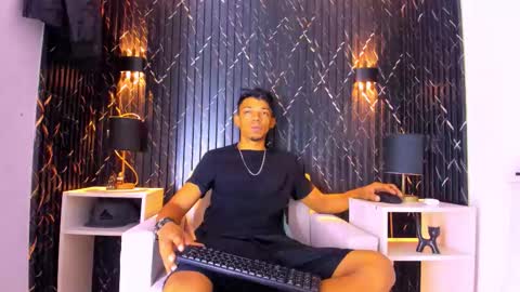 Snapshot of gregory_sforza chatting on September 17, 12:29 pm GregorySforza online show from September 17, 12:29 pm