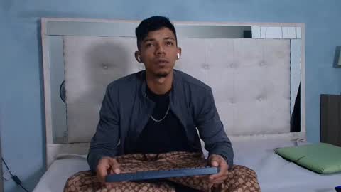 Snapshot of gregory_sforza chatting on September 18, 12:07 pm GregorySforza online show from September 18, 12:07 pm