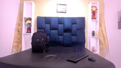 Snapshot of gregory_sforza chatting on September 28, 6:57 pm GregorySforza online show from September 28, 6:57 pm