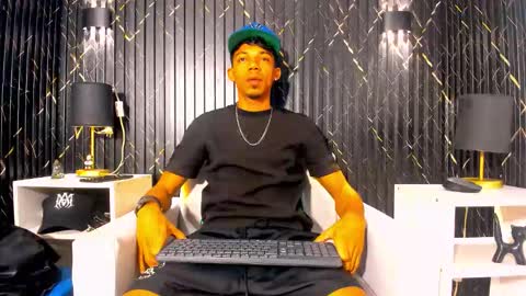 Snapshot of gregory_sforza chatting on October 14, 12:28 pm GregorySforza online show from October 14, 12:28 pm