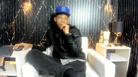 Snapshot of gregory_sforza chatting on October 24, 11:39 am GregorySforza online show from October 24, 11:39 am