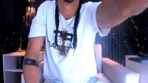 Snapshot of gregory_sforza chatting on January 10, 7:48 pm GregorySforza online show from January 10, 7:48 pm