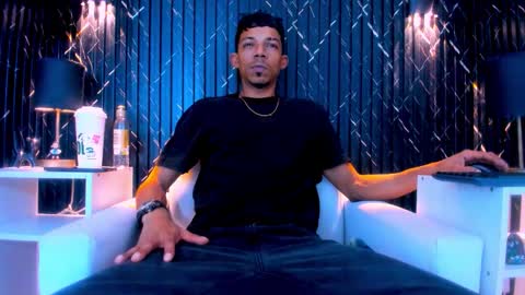 Snapshot of gregory_sforza chatting on February 9, 7:07 pm GregorySforza online show from February 9, 7:07 pm