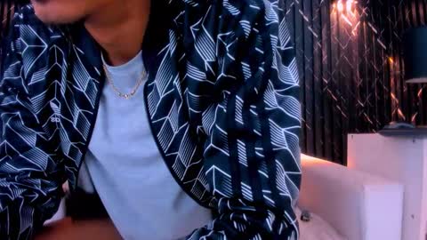 Snapshot of gregory_sforza chatting on February 11, 9:42 pm GregorySforza online show from February 11, 9:42 pm