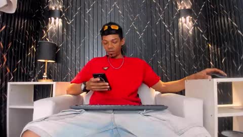 Snapshot of gregory_sforza chatting on February 24, 7:45 pm GregorySforza online show from February 24, 7:45 pm