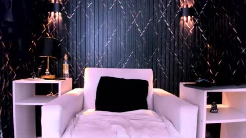 Snapshot of gregory_sforza chatting on March 4, 3:23 am GregorySforza online show from March 4, 3:23 am