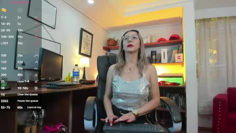 greta_voss online show from June 1, 8:21 pm