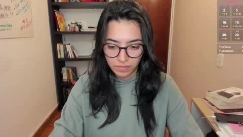 Snapshot of gretagat chatting on September 15, 12:32 am Greta online show from September 15, 12:32 am