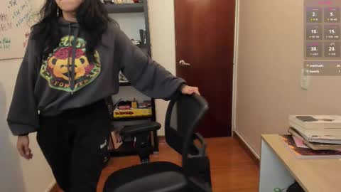 Snapshot of gretagat chatting on November 26, 12:22 am Greta online show from November 26, 12:22 am