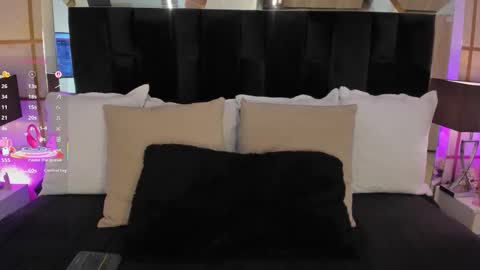 Greta Velvet  online show from October 27, 6:45 pm