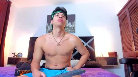 Benjamin online show from April 21, 12:33 pm
