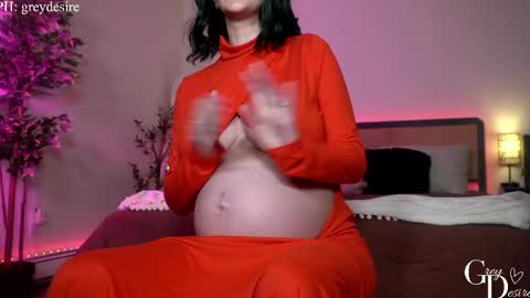 Snapshot of greydesire69 chatting on February 14, 3:05 pm 2 online show from February 14, 3:05 pm