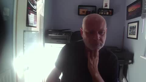 Snapshot of greyfox_6000 chatting on March 5, 3:18 pm greyfox_6000 online show from March 5, 3:18 pm