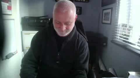 Snapshot of greyfox_6000 chatting on March 7, 4:44 pm greyfox_6000 online show from March 7, 4:44 pm