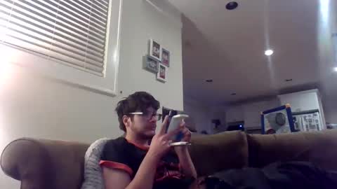 Snapshot of greyvan96 chatting on February 14, 1:34 am Perfectlyaveragesavage online show from February 14, 1:34 am