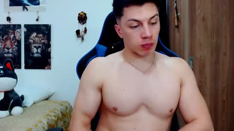 Snapshot of griego01 chatting on December 2, 9:06 pm griego01 online show from December 2, 9:06 pm