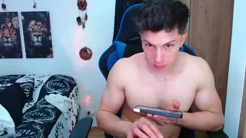 Snapshot of griego01 chatting on January 23, 8:13 pm griego01 online show from January 23, 8:13 pm