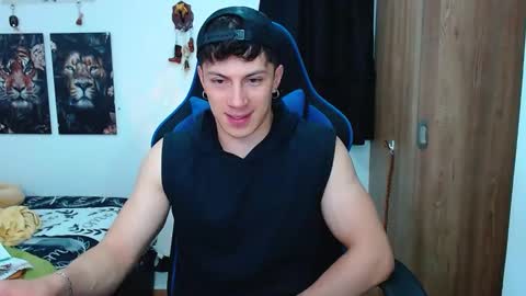 Snapshot of griego01 chatting on January 31, 11:03 pm griego01 online show from January 31, 11:03 pm